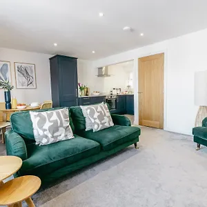 https://the-lanes-cottages-cringle-cottage-stokesley.yorkshirehotels.net